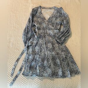 Madewell Navy and White Floral V-Neck Dress